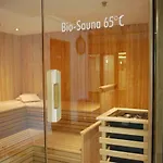 Apartamento Inselloft Ruegen - Meerblick, Pool & Eigener Strandzugang *