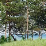 Inselloft Ruegen - Meerblick, Pool & Eigener Strandzugang Apartamento