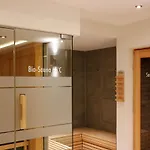 Inselloft Ruegen - Meerblick, Pool & Eigener Strandzugang *
