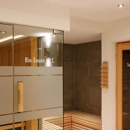 Inselloft Ruegen - Meerblick, Pool & Eigener Strandzugang *